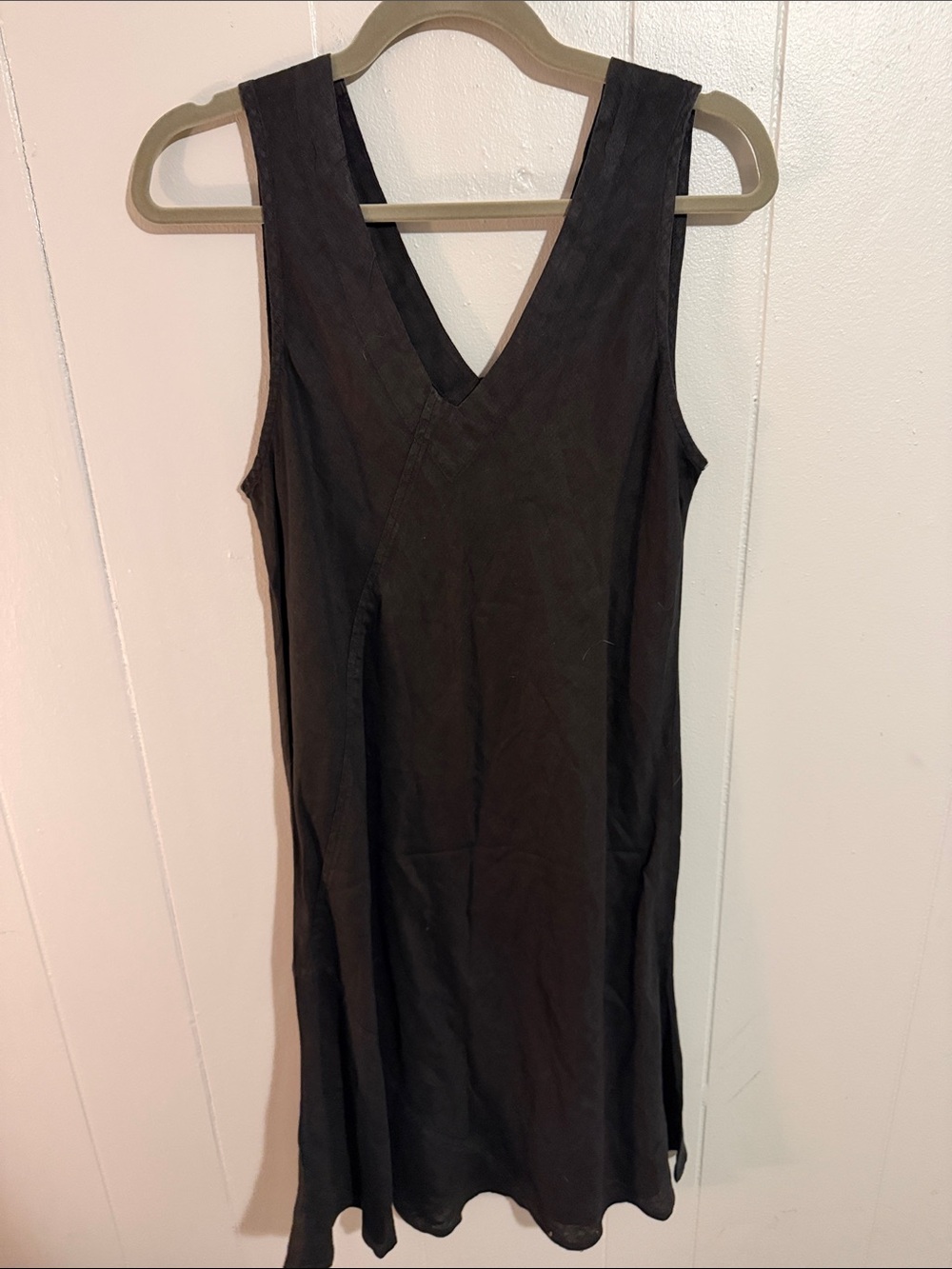 CP Shades Classic Black V-Neck Sleeveless Linen Dress - Women
